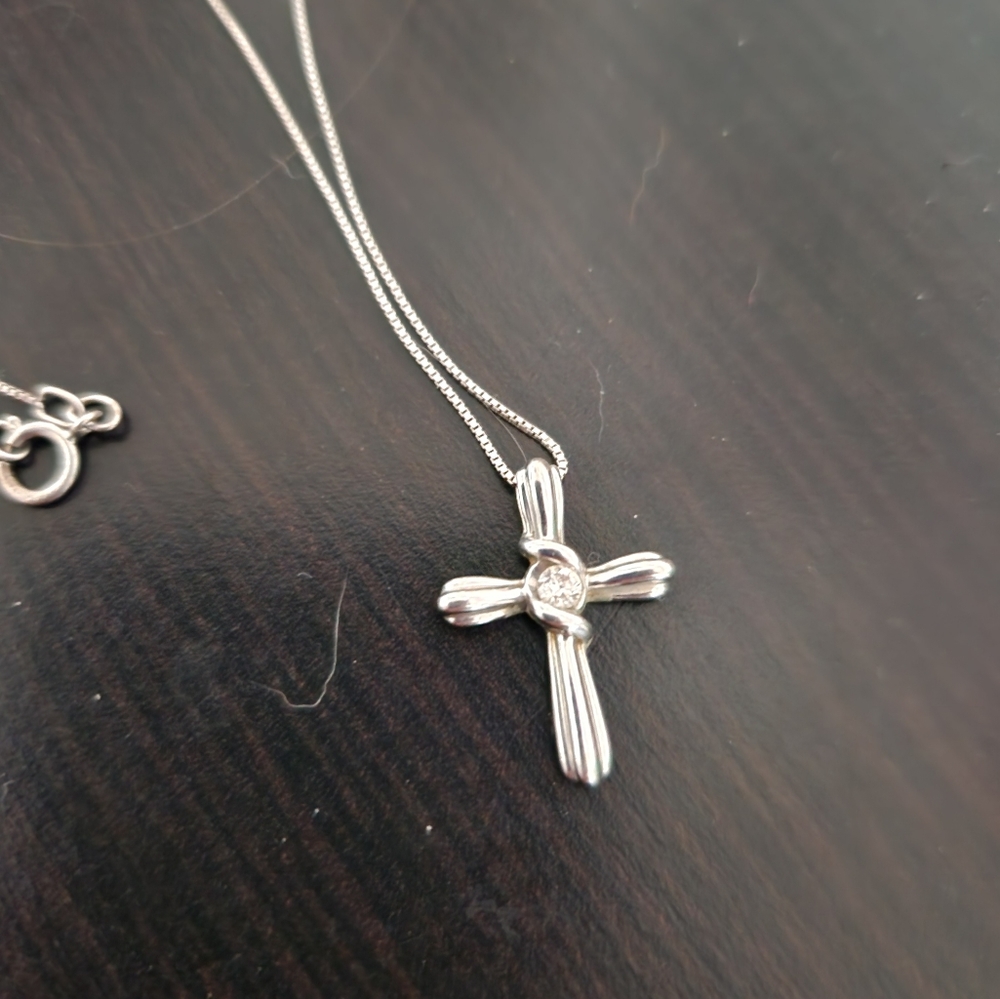 Zales Cross